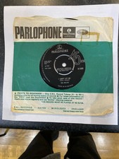 7”vinyl record: THE HOLLIES- I Can’t Let Go/ Running Through The Night