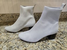 Everlane The Glove Boot 9.5 Womens Ribbed Knit Ankle Bootie Block Heel Ivory