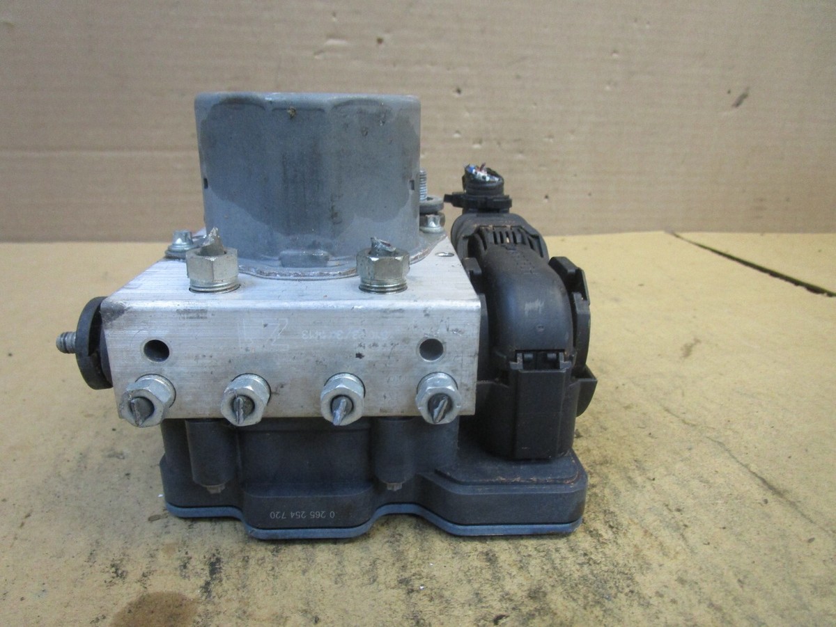 バルクオム 16 17 2016 2017 Toyota Avalon ABS Pump Anti Lock Brake Module Part