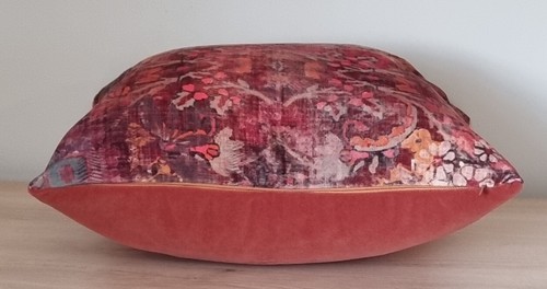 Linwood Omega Prints Genie Terracotta & Omega Velvet Cushion Cover 40x40 cm - Picture 2 of 3