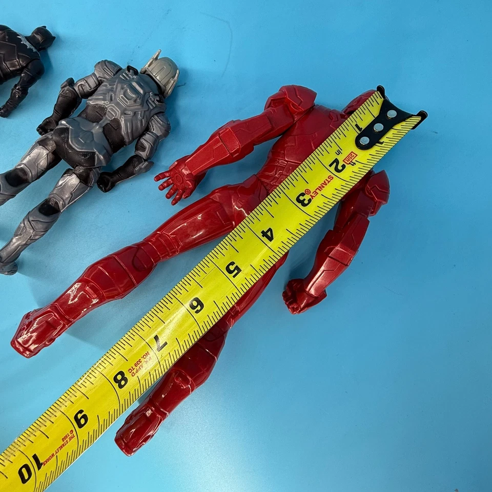 Lote de figuras de acción Marvel Avengers 12" Ironman, 6" Antman, 4" Black Panther Foto 4 de 4