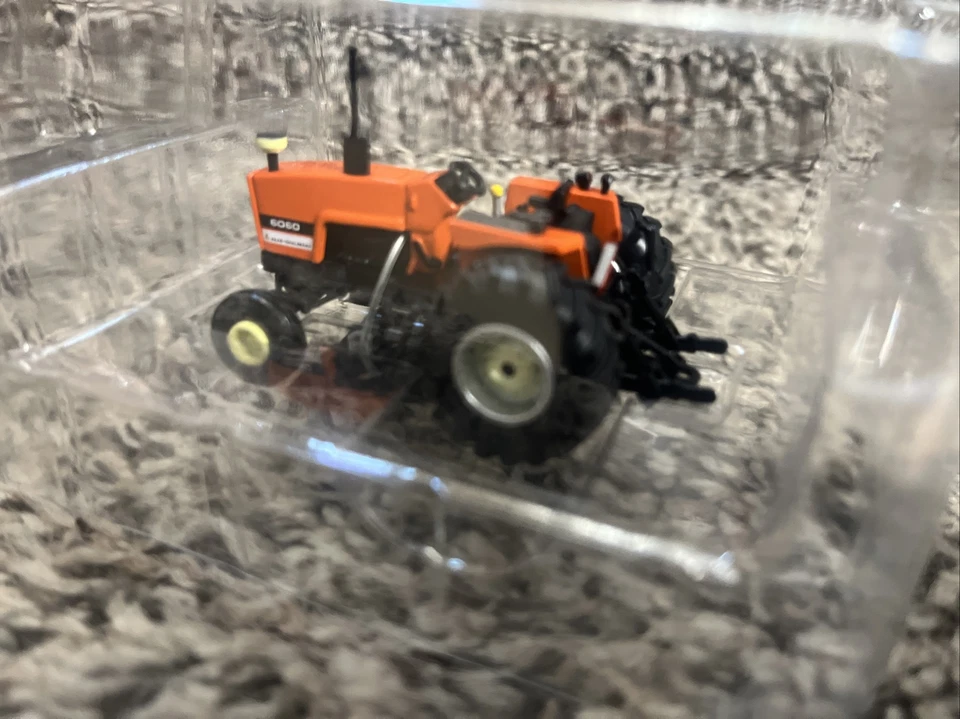 2024 SpecCast 1:64 ALLIS-CHALMERS 6060 Tractor SUMMER FARM SHOW Tractor! NEW!! - Image 3 of 3