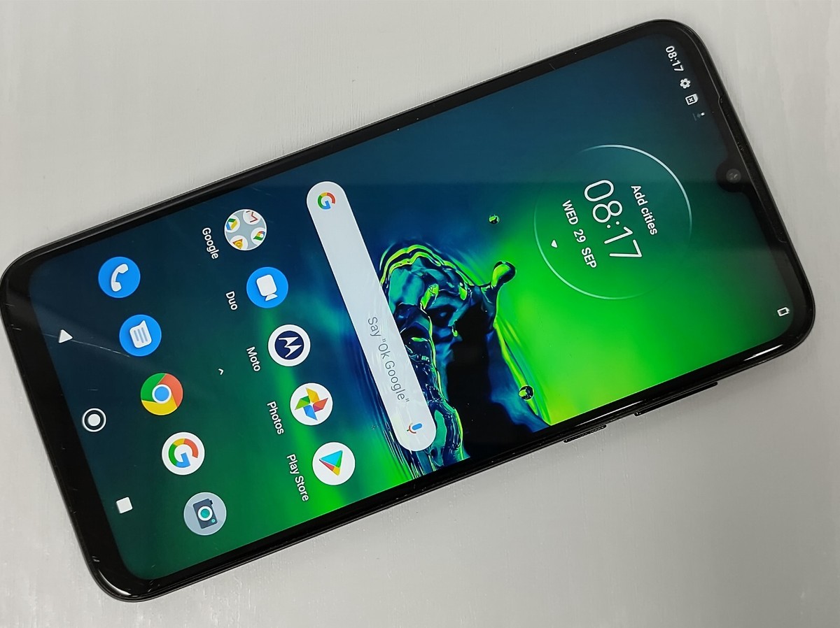 Motorola Moto G8 Plus - 64GB - Cosmic Blue (Unlocked) (Dual SIM