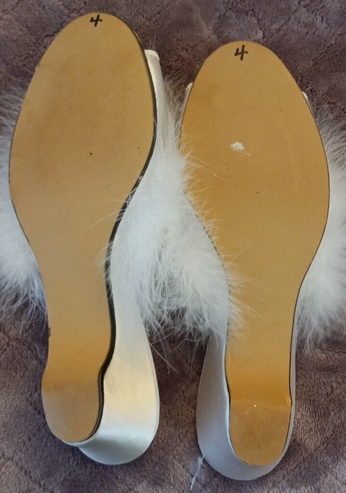 Zapatos/zapatillas de plumas blancas Notables para mujer talla 4 Foto 2 de 2