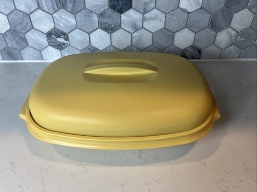 Vintage Yellow Microwave Steamer By Tupperware All 3 Pieces Made In USA - Picture 8 of 11