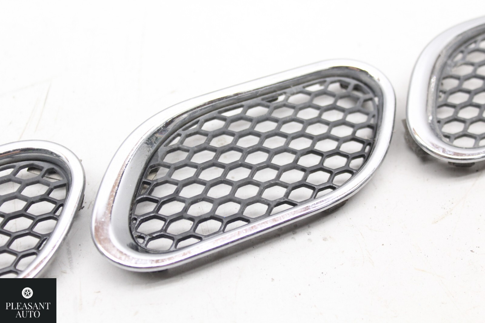 Maserati Quattroporte 2003-2012 RIGHT Grille
