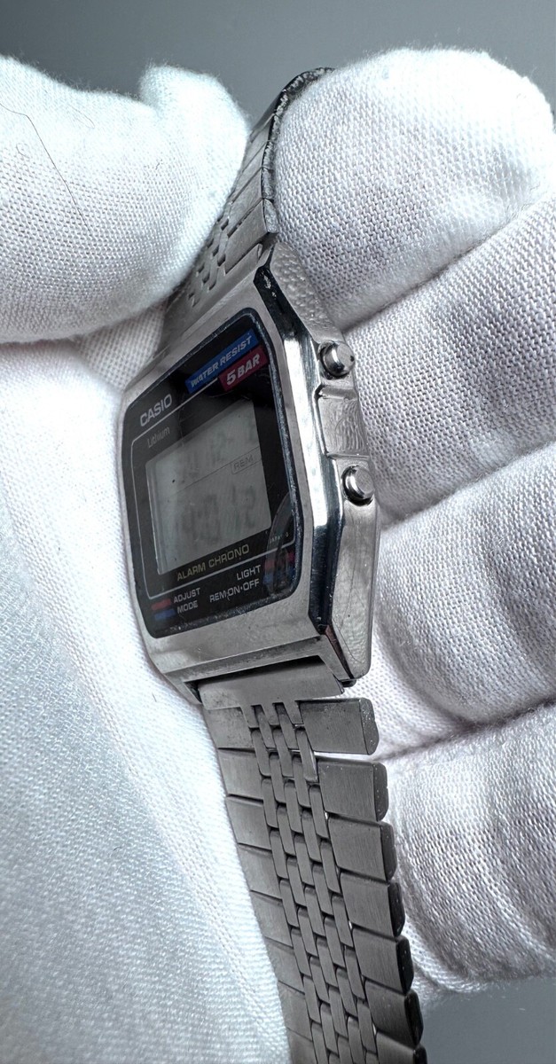 Vintage Casio W-38 (549) All Stainless Steel Alarm/Chrono