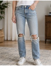 American Eagle Ripped Straight Jeans Women  s Size 0 Light Wash Distressed