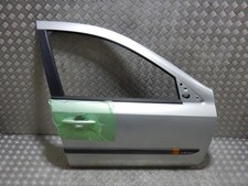 Porte avant et accessoires Renault LAGUNA