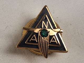 Vintage NASA CTO 1/10 10K Gold Lapel Pin w/ Green Stone 1.64 grams