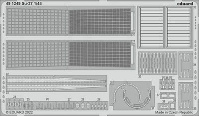 Su-27 - Great Wall Hobby - / 1:48 - Eduard 491249