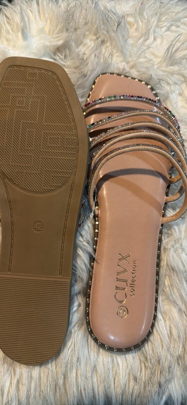 CUNY Collection Women’s Beige Strappy Rhinestone Studded Slide Sandals 12