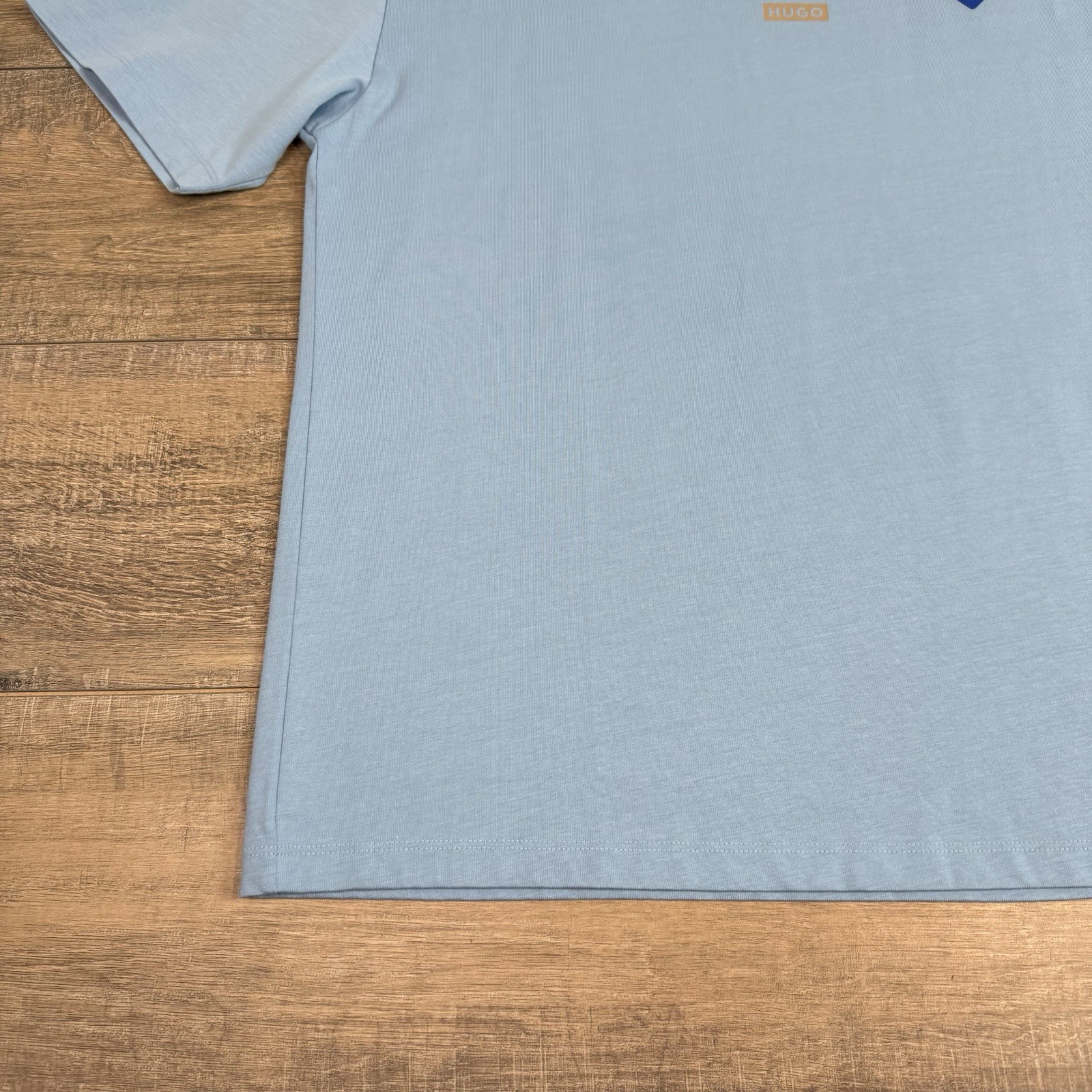 NWT Hugo Boss Mens T-Shirt Size (S/M) Light Blue Oversized Cotton Back Logo B9 thumbnail 10