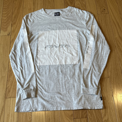 Nana Judy Long Sleeve Crew Neck Men's Spellout Large Gray White
