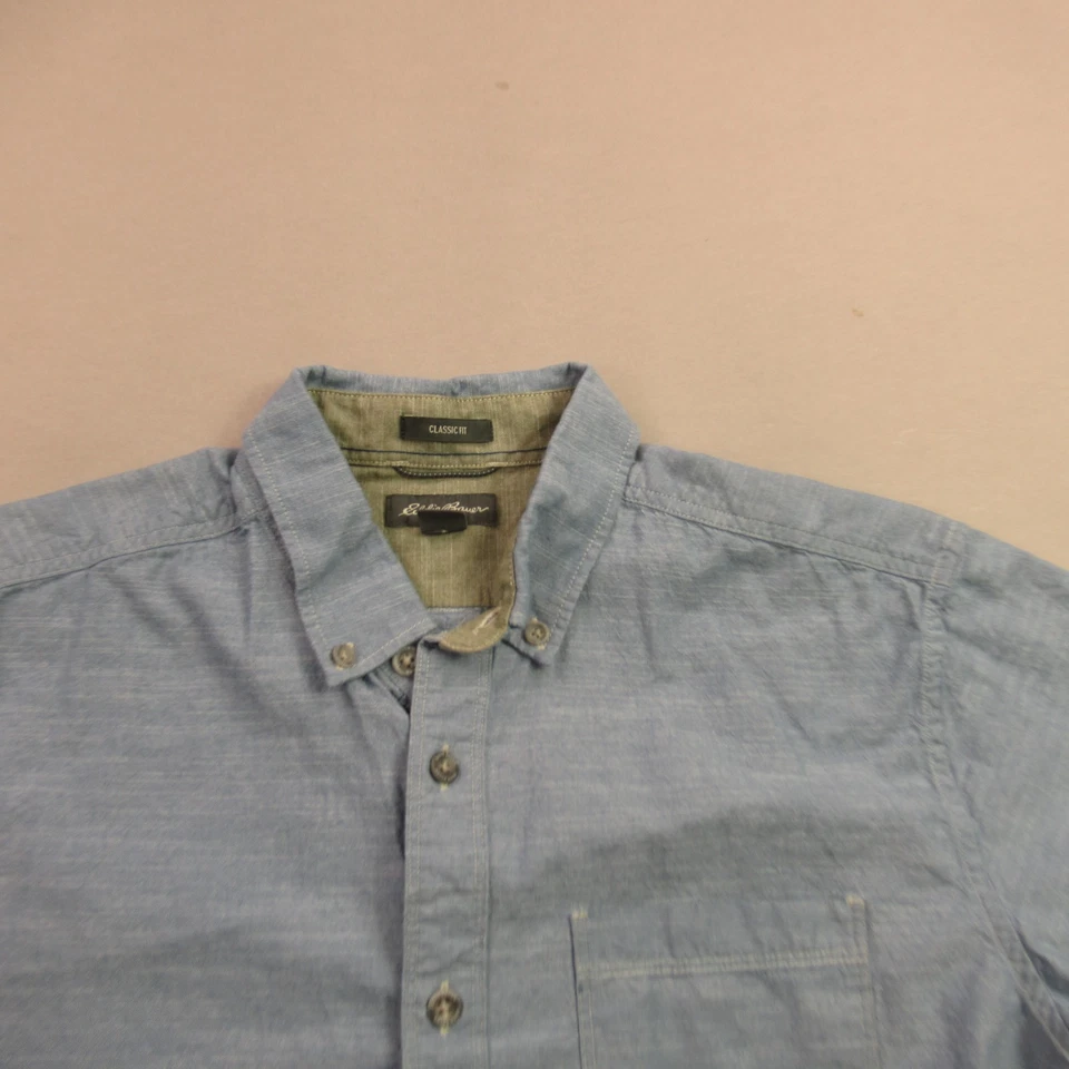 Eddie Bauer Shirt Mens Medium Short Sleeve Button Front Pocket Classic - Image 2 of 4