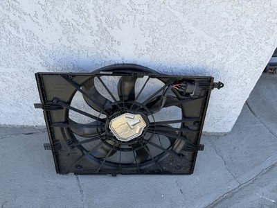 18-20 Mercedes W222 s560 S450 Engine Cooling Fan Motor Assembly 0999065501 OEM 