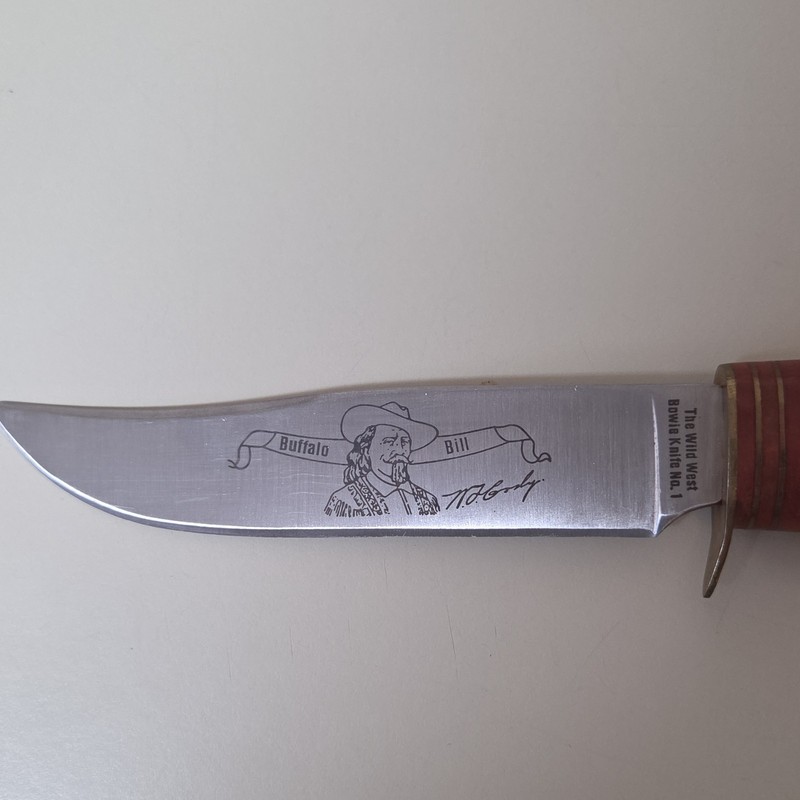 Buffalo Bill Bowie Knife  Stainless Steel Clip Point Plain Edge Leather Handle
