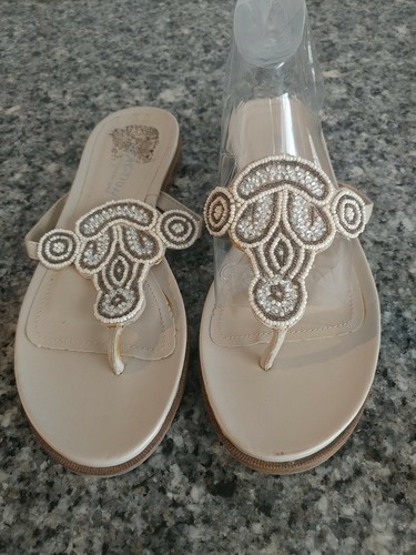Kenneth Cole Reaction Beige Beaded Size 