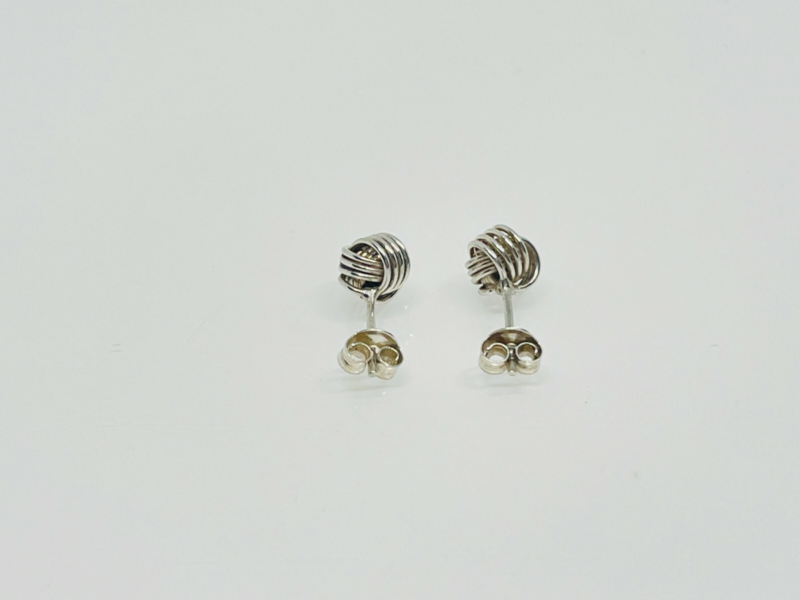 Gorgeous Solid Knot Shapped Stud Earrings 925 Sol… - image 9