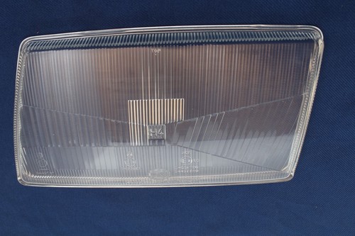 Streuscheibe H4 Scheinwerfer  Hauptscheinwerfer AUDI 100 RECHTS 9ES 131 955-001