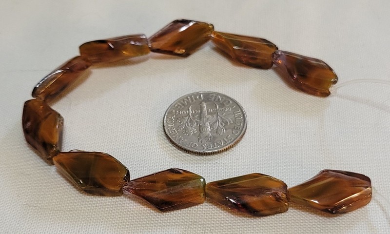 L925 14mm pressed glass twisted diamond beads. will combine to save on shipping 