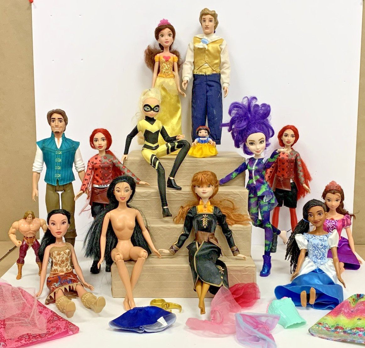 14pc Disney Mixed Doll Lot Prince Princess Descendants Ladyb