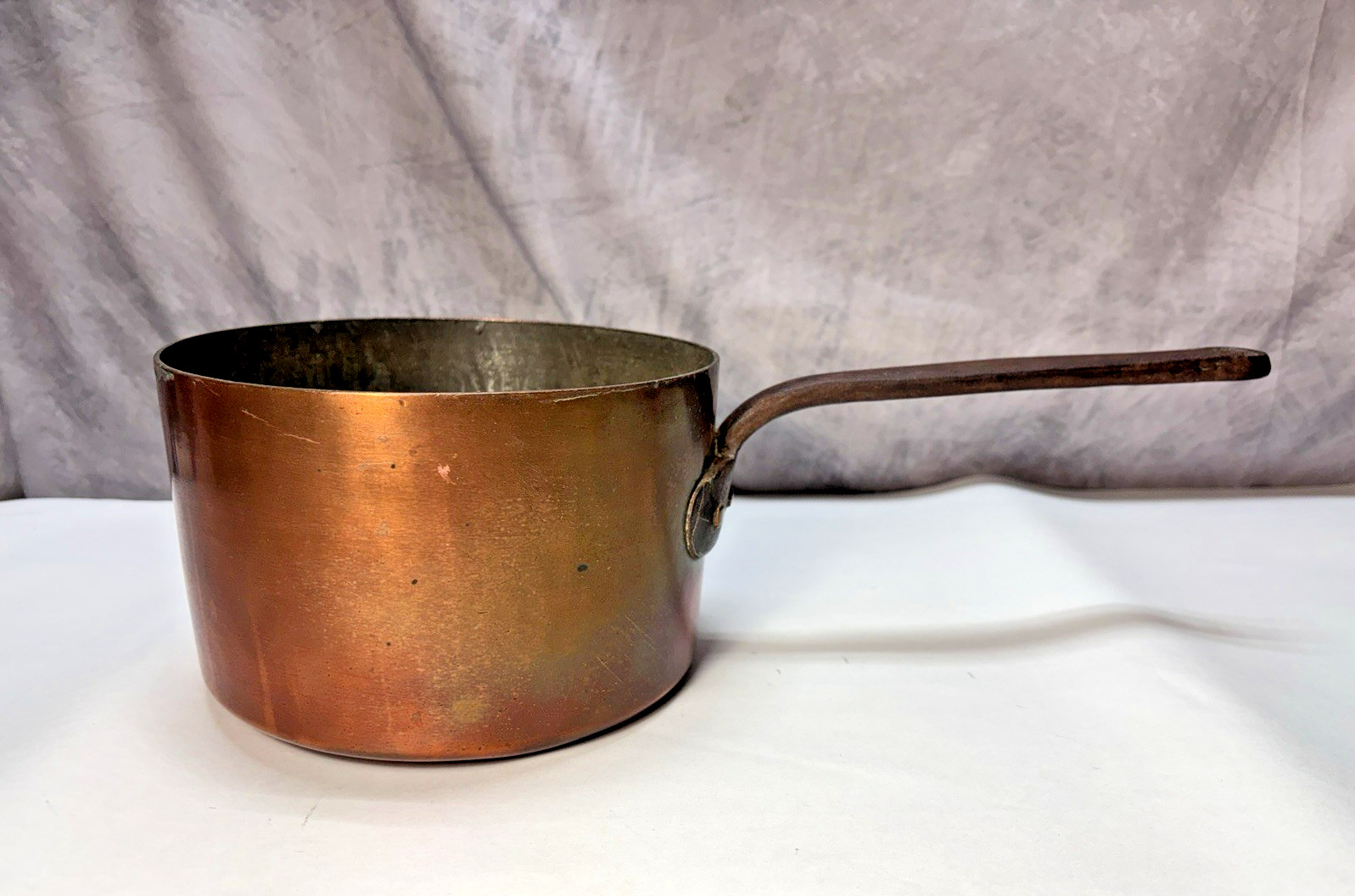 Antique Copper Pot with Handle Makers Mark on the Bottom MM-131