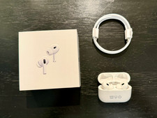 Apple AirPods Pro 2nd Generation | MagSafe Charging Case (Lightning)