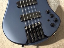 Ibanez EHB1005F Arctic Ocean Matte Fretless Bass Blue Griffbrett Gebraucht