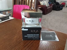 DR.BRANDT D.N.A.  (DO NOT AGE) MOISTURIZING NECK CREAM 1.7 OZ NIB FREE SHIP!