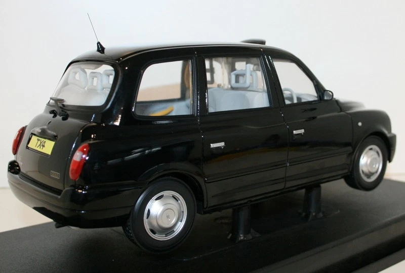 Sun Star 1/18 Diecast - 5251 - 2007 London Taxi Cab TX4 - Black - Image 3 of 4