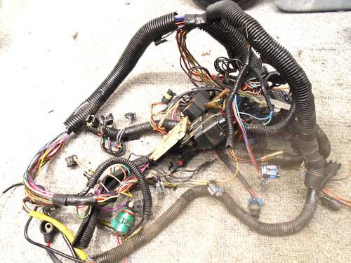 USED MERCURY OPTIMAX 135-150 HP OUTBOARD ENGINE WIRE HARNESS ASSY 850681A2