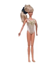 Barbie Jionted 1993 Blond Hair