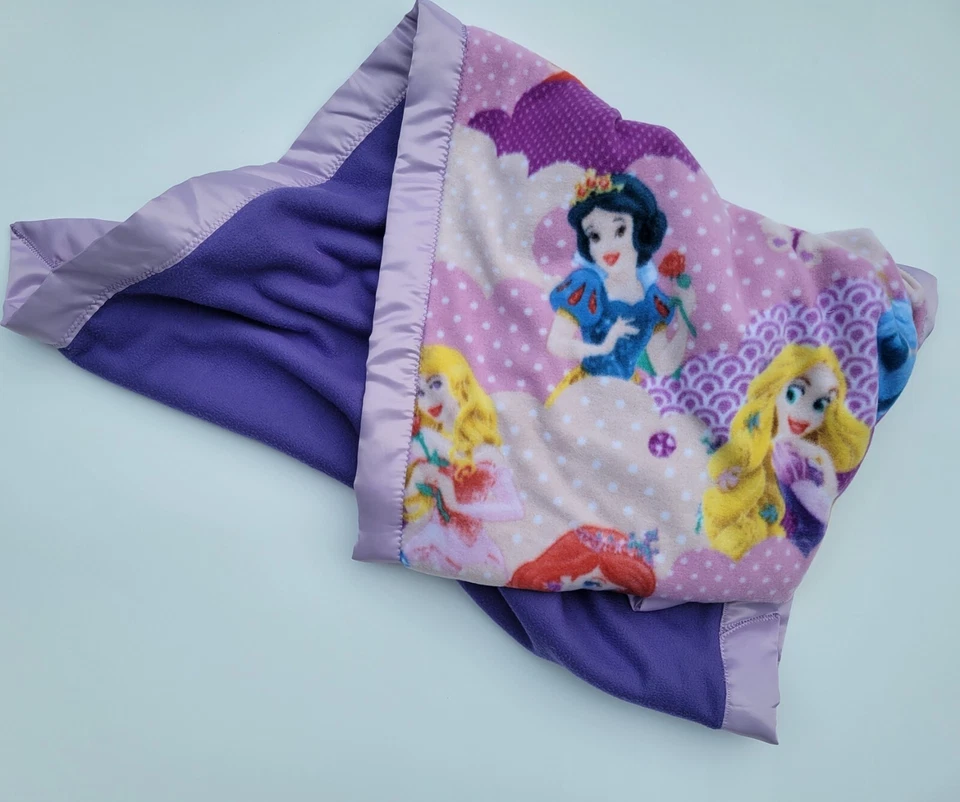 迪士尼公主印花抓绒幼儿毛毯,毯子装订 31 x 53 — 第 4/4 张图片