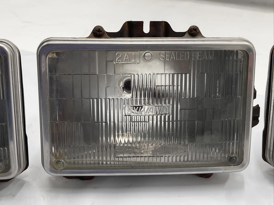 1977-1978 GM CADILLAC ELDORADO OLDSMOBILE TORONADO LH & RH HEADLIGHT SET OEM - Image 4 of 4