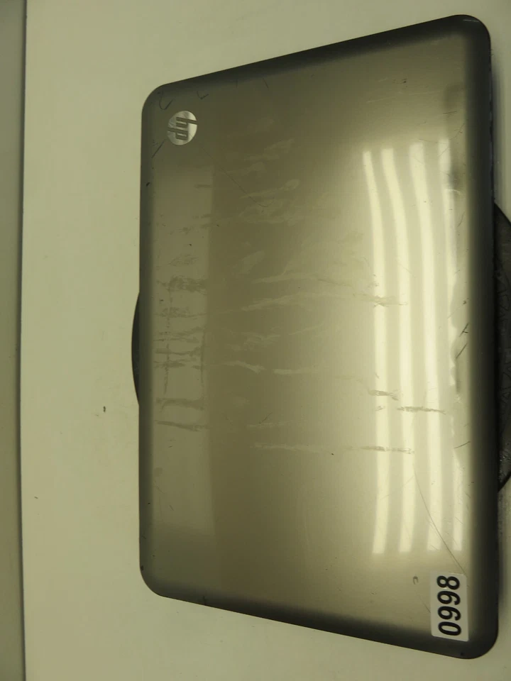 HP Pavilion g6-1c45dx AMD A4-3300M 1,9 GHz 4 GB SIN DISCO DURO sin batería Foto 3 de 4