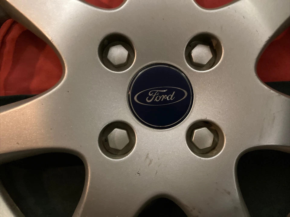 Tapacubos 15" Ford Focus 2005 2006 2007 tapacubos tapa rueda 5S43-1130-AA 98AB-1130-RD 1 Foto 2 de 4