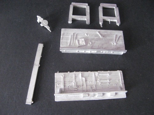 GECOMODEL II/G ,1/22  KIT POUR ETABLI D'ATELIER. EN METAL - Photo 1/3