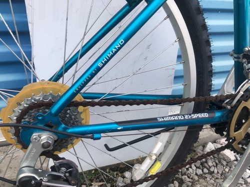 Motiv Eureka Mountain Bike- 17.5” Frame- 21 Speed- Shimano-26” wheels- ready - Picture 12 of 24