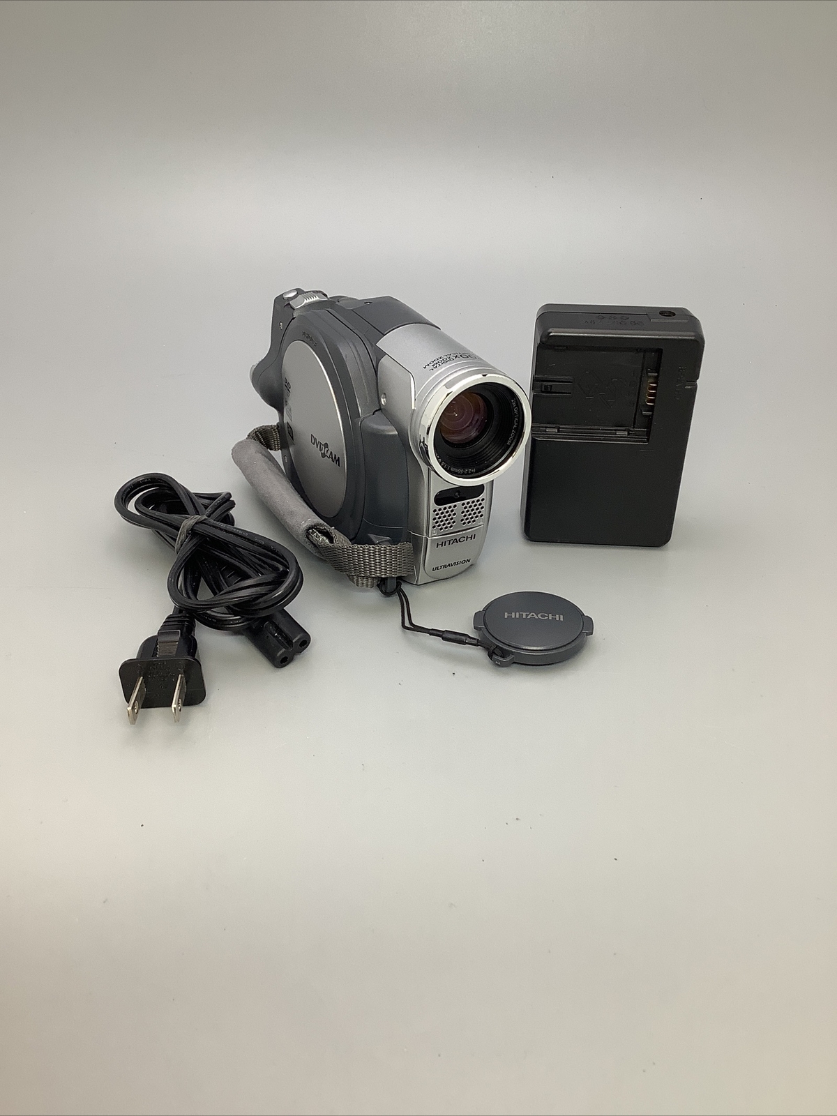 Hitachi DZBX35A DVD Camcorder UNTESTED eBay