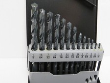 13-PIECE JOBBER LENGTH HIGH SPEED STEEL DRILL BIT SET: 1/16" TO 1/4" BY 16THS