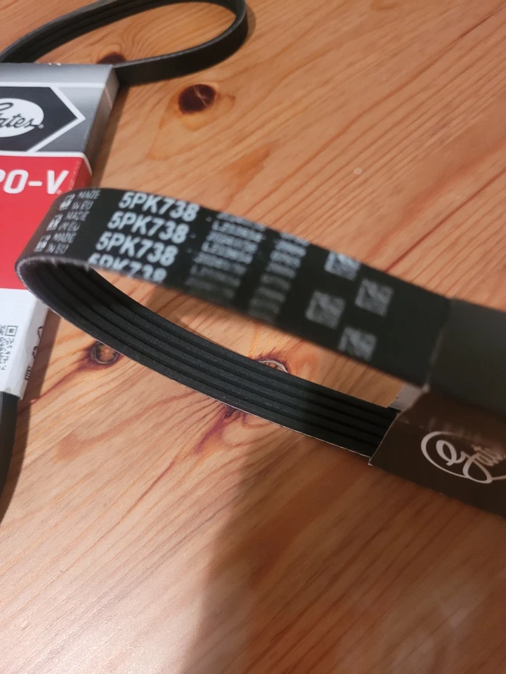 Cintos auxiliares Rover 75. Bomba de água e correias de direção hidráulica? - Imagem 2 de 3