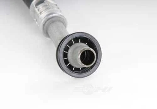 Conjunto de manguera de enfriador de aceite de motor Foto 2 de 3