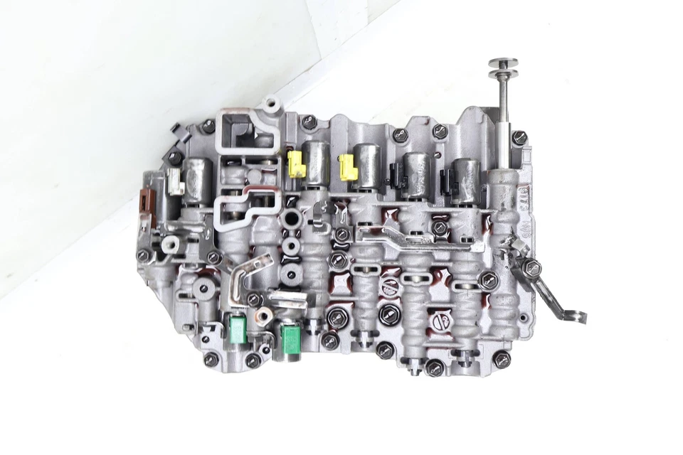 AUDI Q3 2015-2018 - Cuerpo de válvula de transmisión / Mecatronic 09M325039A Foto 3 de 4