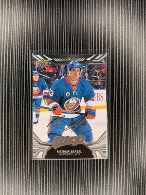 2022-23 Upper Deck MVP Hockey Mathew Barzal #32 Silver Script Islanders