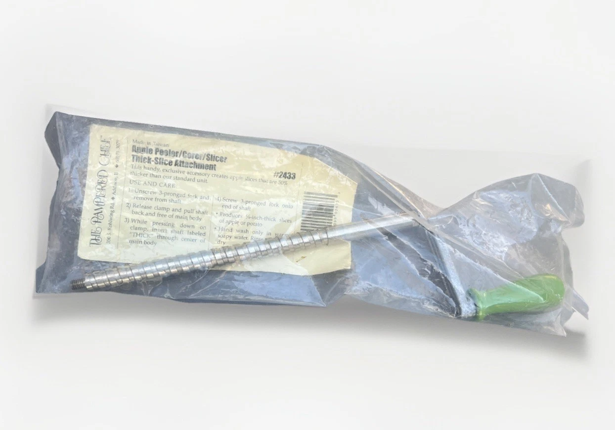 Pampered Chef #2433 Thick-Slice Green Handle Apple Peeler Corer Attachment NEW
Opens in a new window