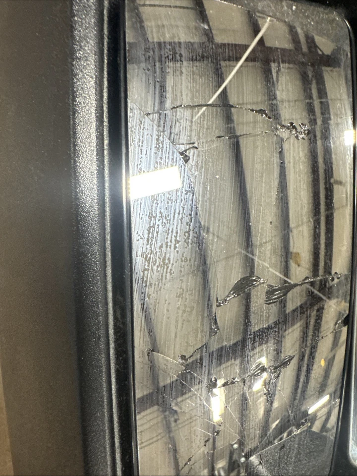 Espejo retrovisor de puerta de remolque Silverado GMC Sierra 2500HD 2020-25 señal derecha OEM *dañado Foto 3 de 4