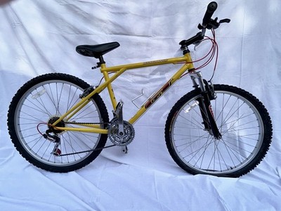 Retro 97 GT Karakoram All Terra Autumn Yellow MOZO Forks 4130 CR