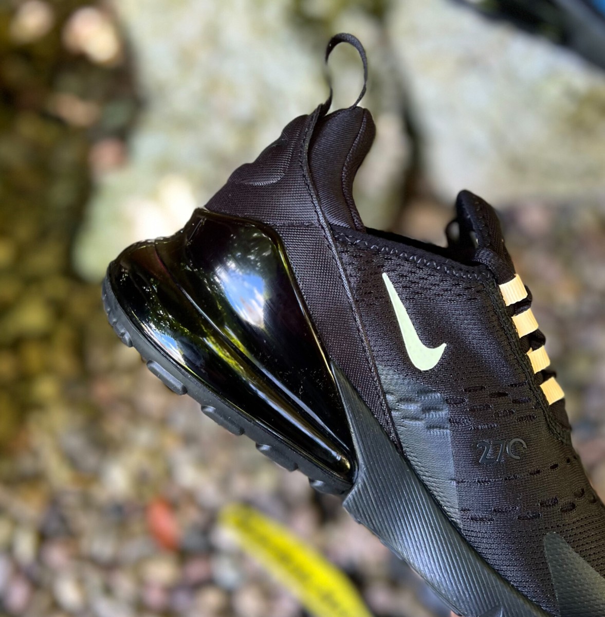 nike air max 270 black with silver tick