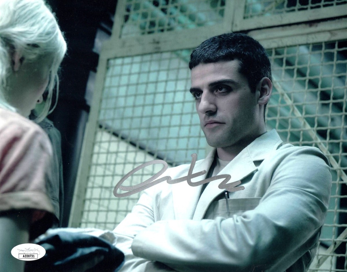 Oscar Isaac Signed Autographed 8X10 Photo Sucker Punch JSA